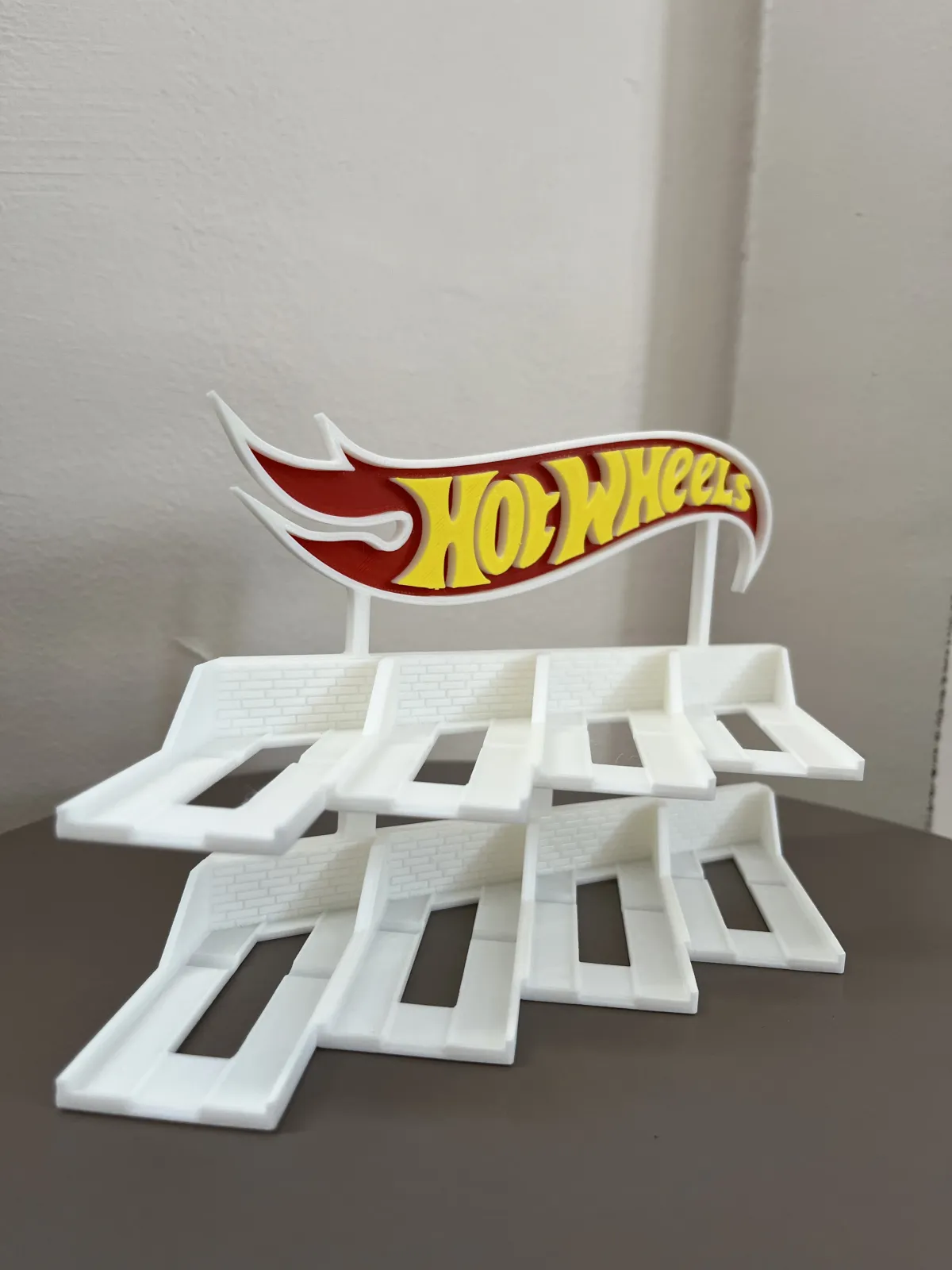 8 Araçlık 1/64 Model Araç Sergileme Standı 5