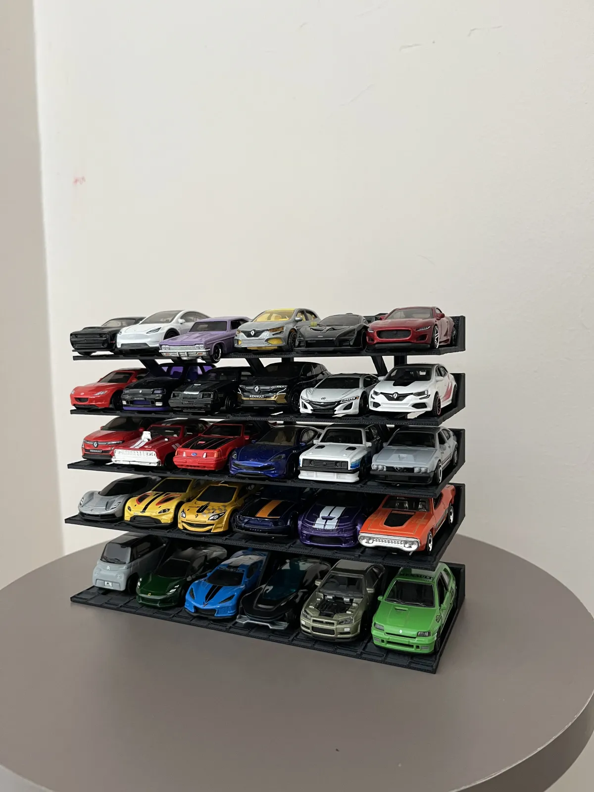 30 Araçlık 1/64 Model Araç Sergileme Standı 2
