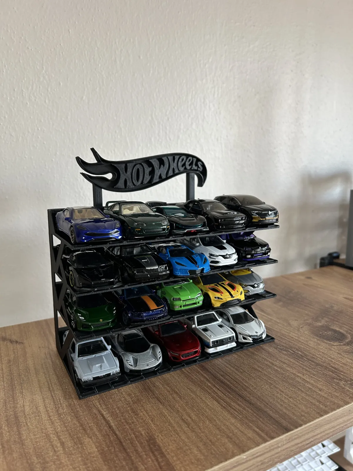 20 Araçlık 1/64 Model Araç Sergileme Standı 4