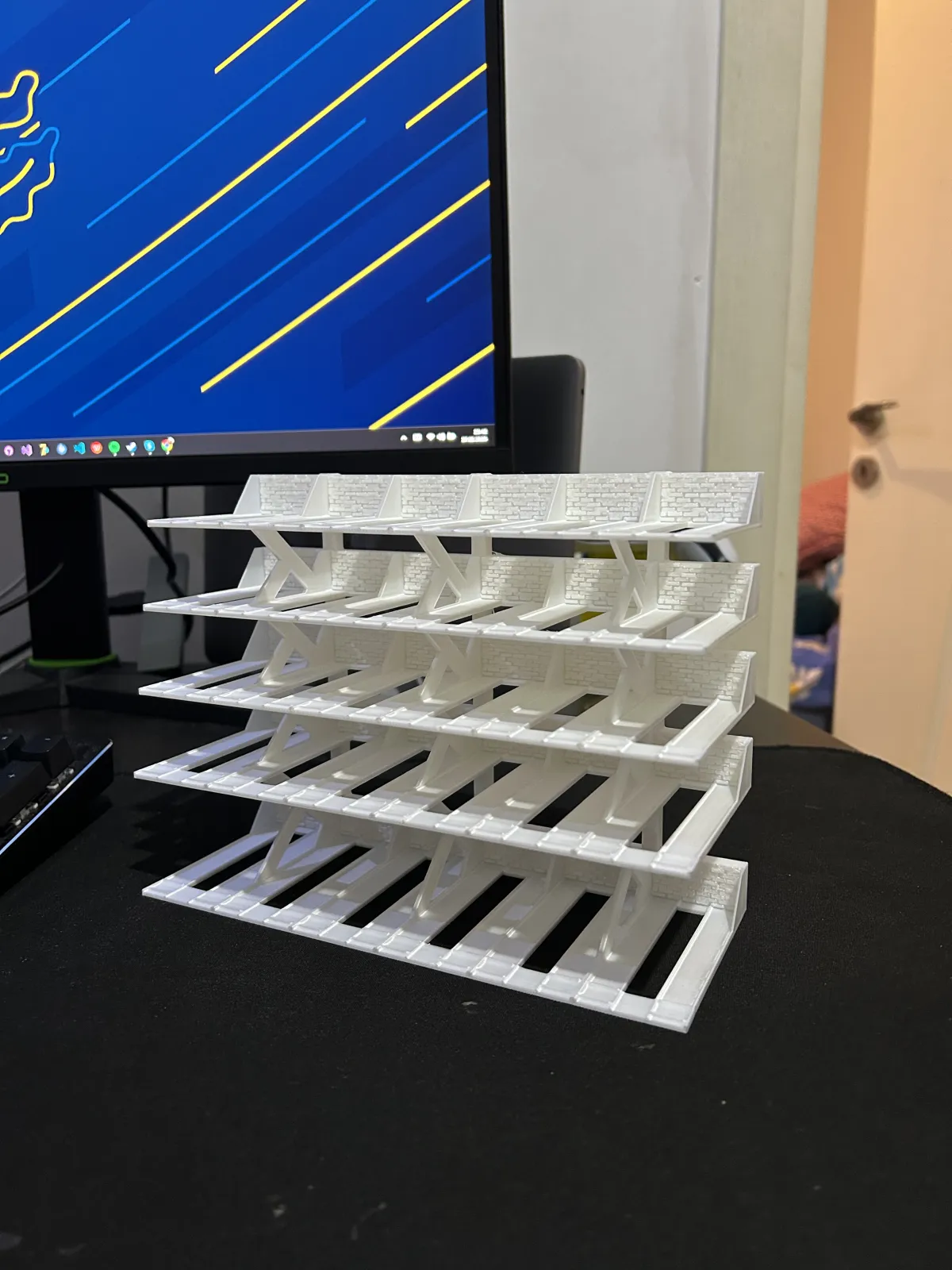 30 Araçlık 1/64 Model Araç Sergileme Standı 2