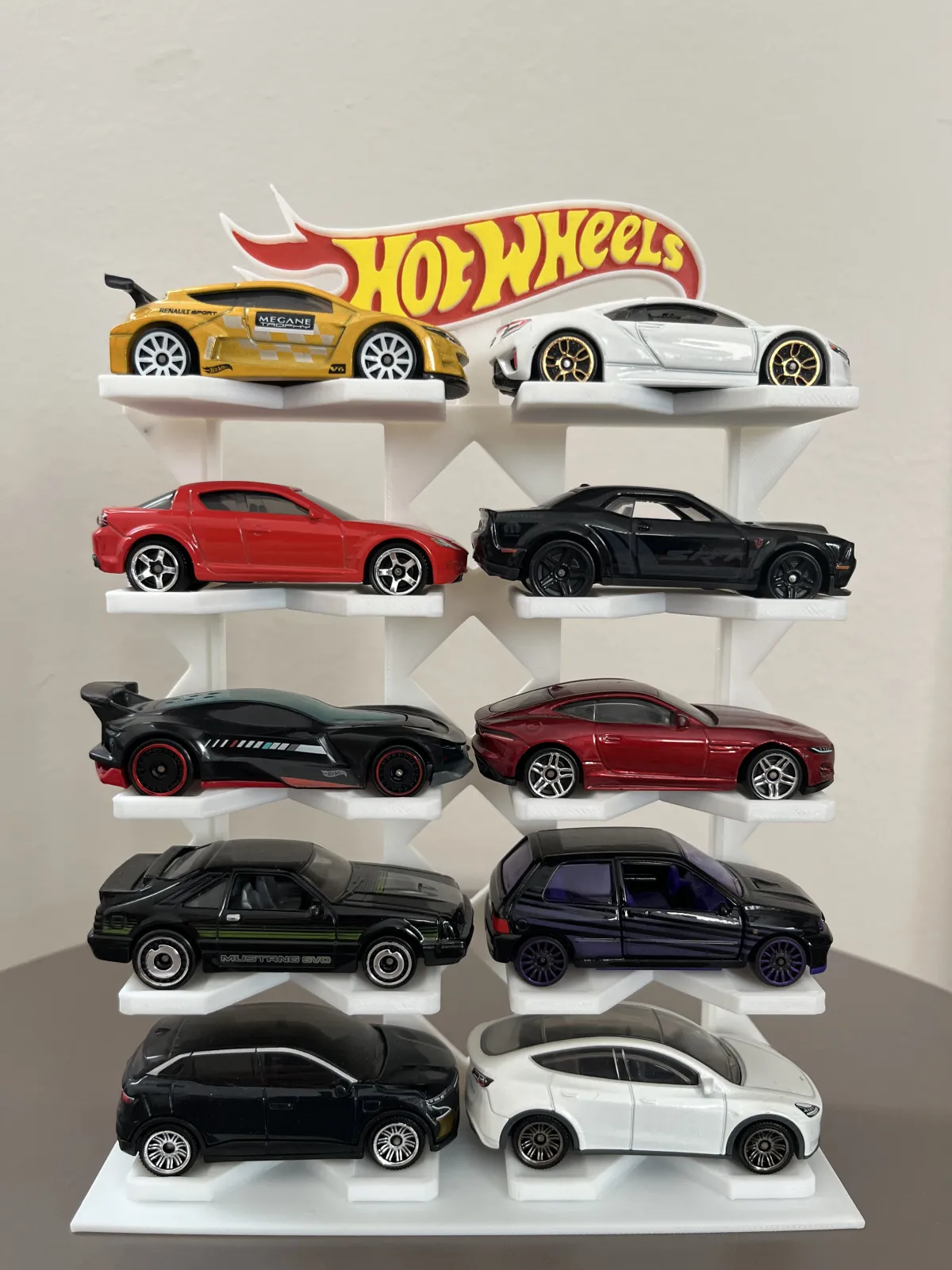 10 Araçlık Katlı Koleksiyon Sergi Standı – 1:64 Ölçek 1