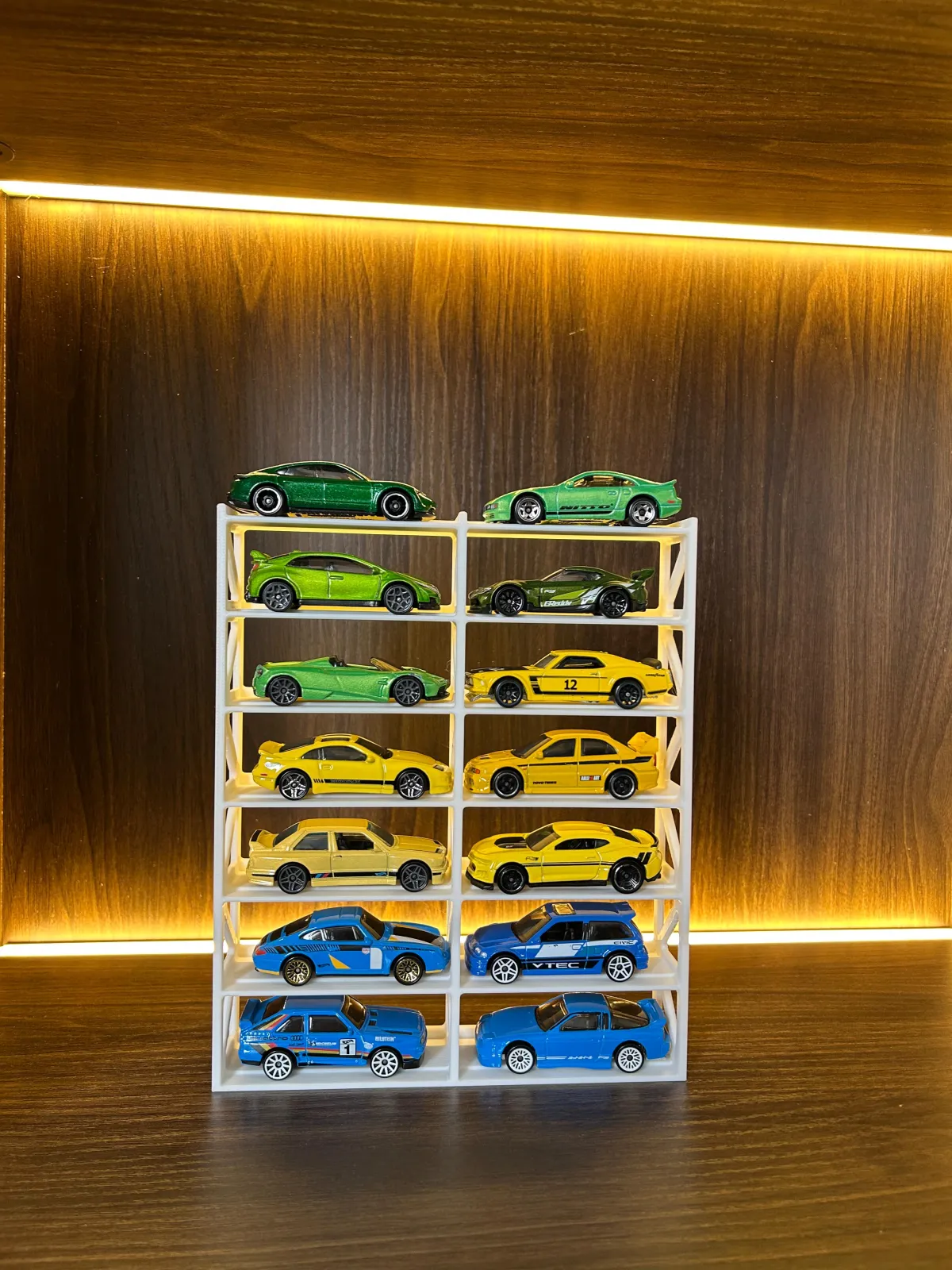 14 Araçlık Çok Katlı Koleksiyon Sergi Rafı – 1:64 Ölçek 3