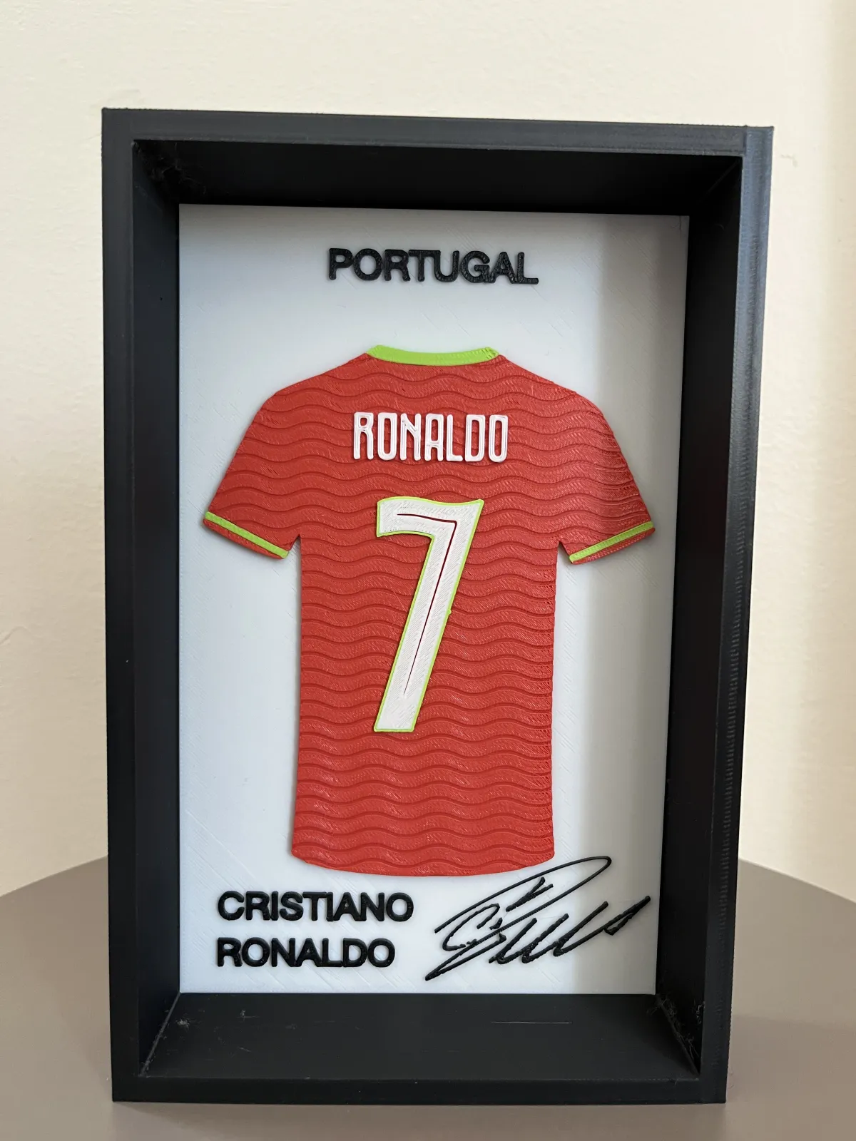 Cristiano Ronaldo Forma Tablosu – 3D Baskı Dekoratif Çerçeve 1