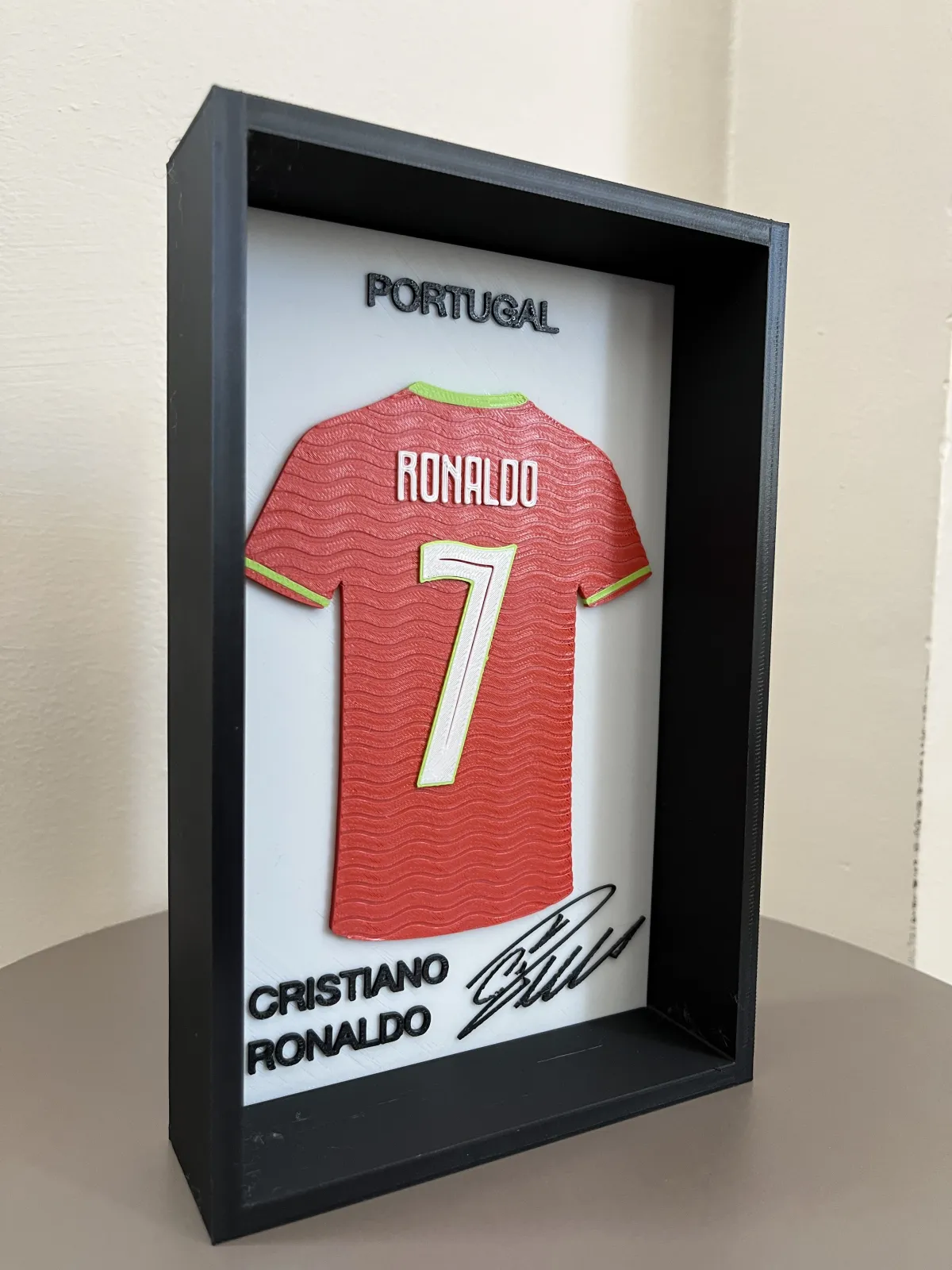 Cristiano Ronaldo Forma Tablosu – 3D Baskı Dekoratif Çerçeve 3