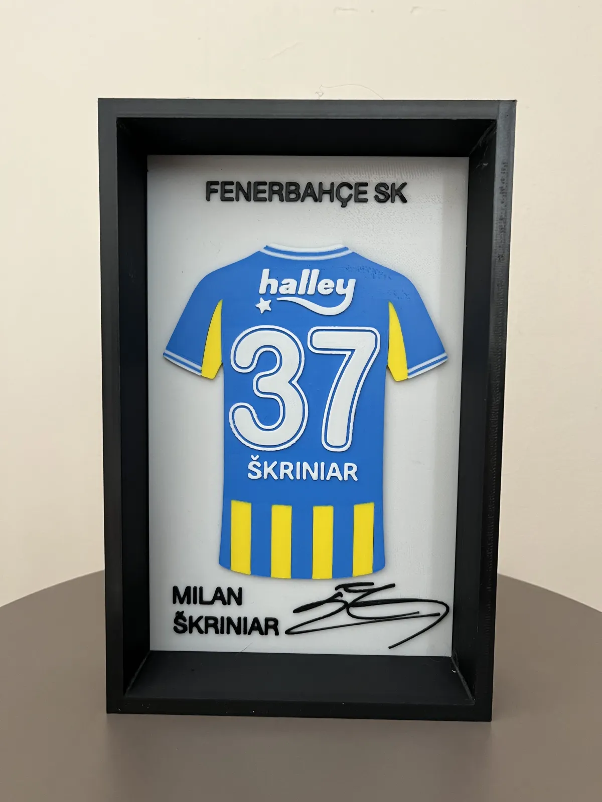 Fenerbahçe Milan Škriniar Forma Tablosu – 3D Baskı Çerçeveli Tasarım 1