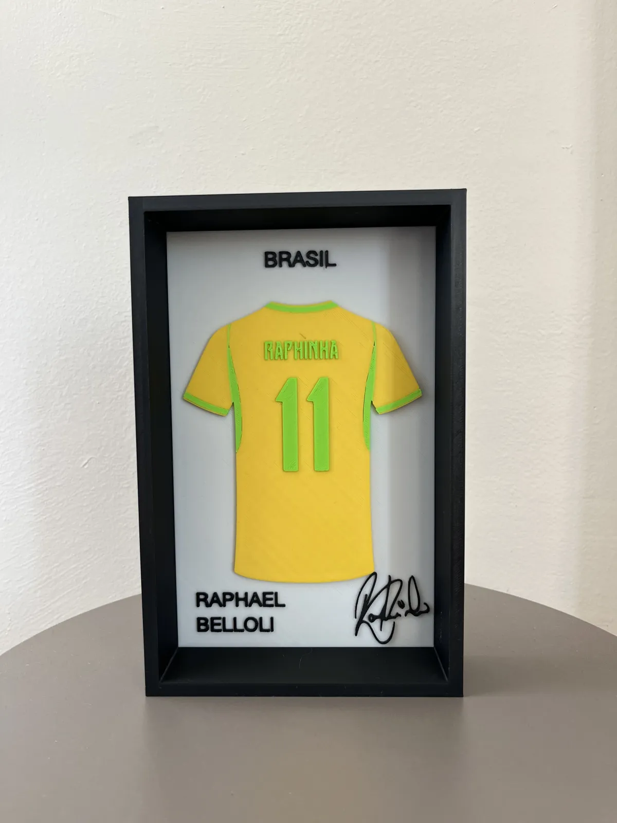 Raphael  Belloli 3D Çerçeveli Forma Tablo 4