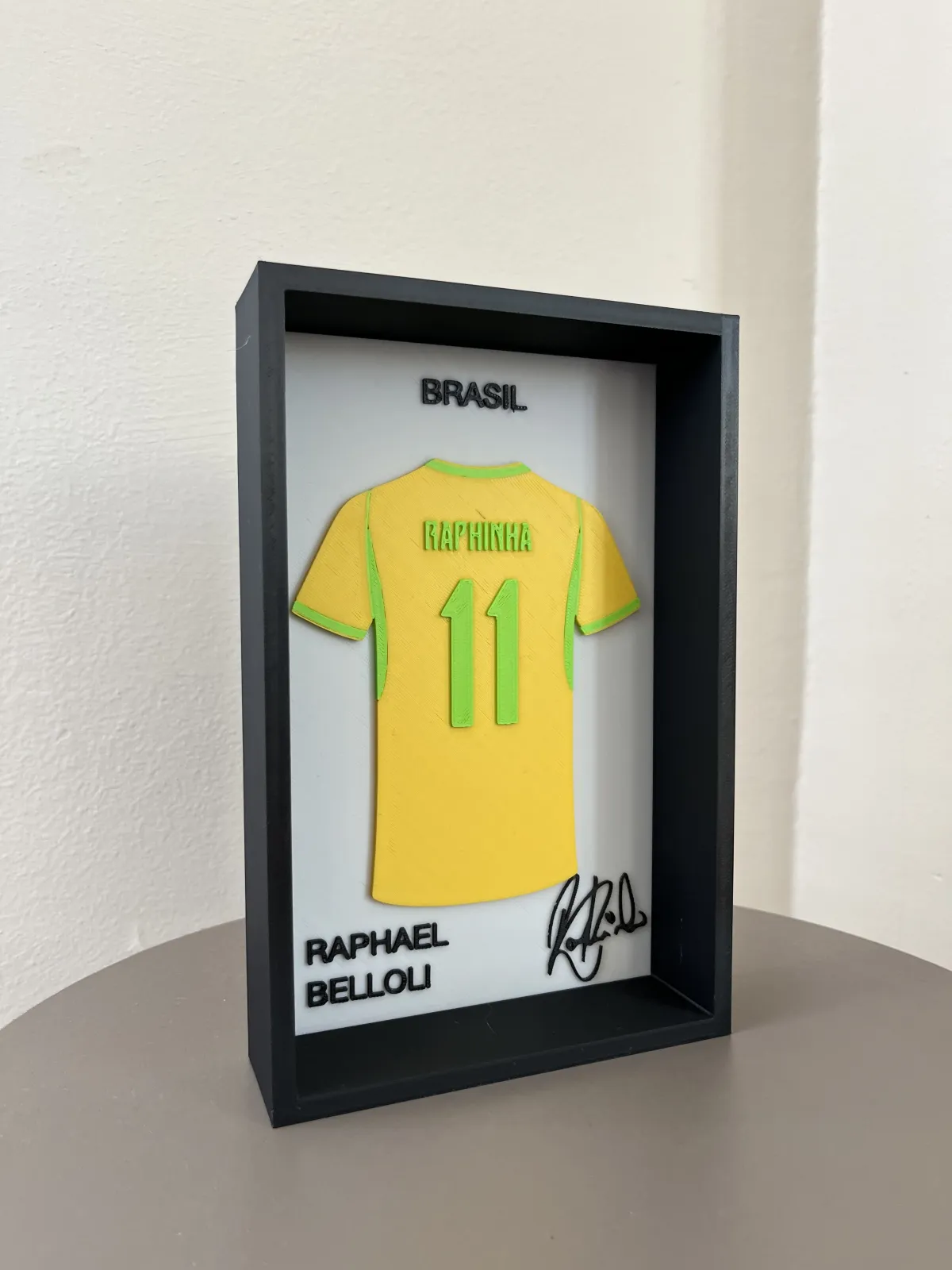 Raphael  Belloli 3D Çerçeveli Forma Tablo 5