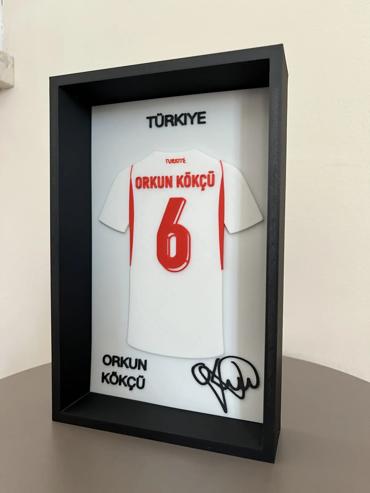 Orkun Kökçü 3D Çerçeveli Forma Tablo 3