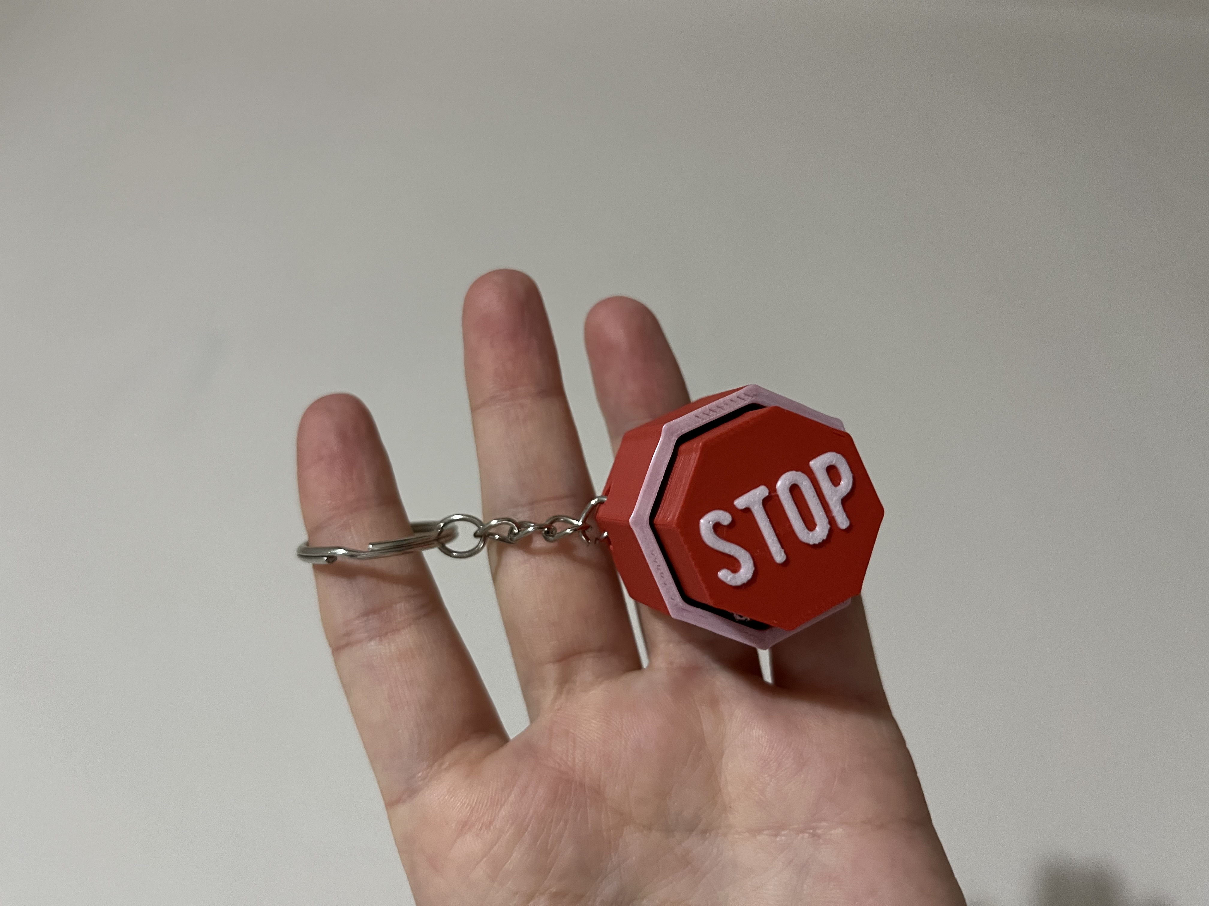 Clickerli Stop Anahtarlık - Görsel 1