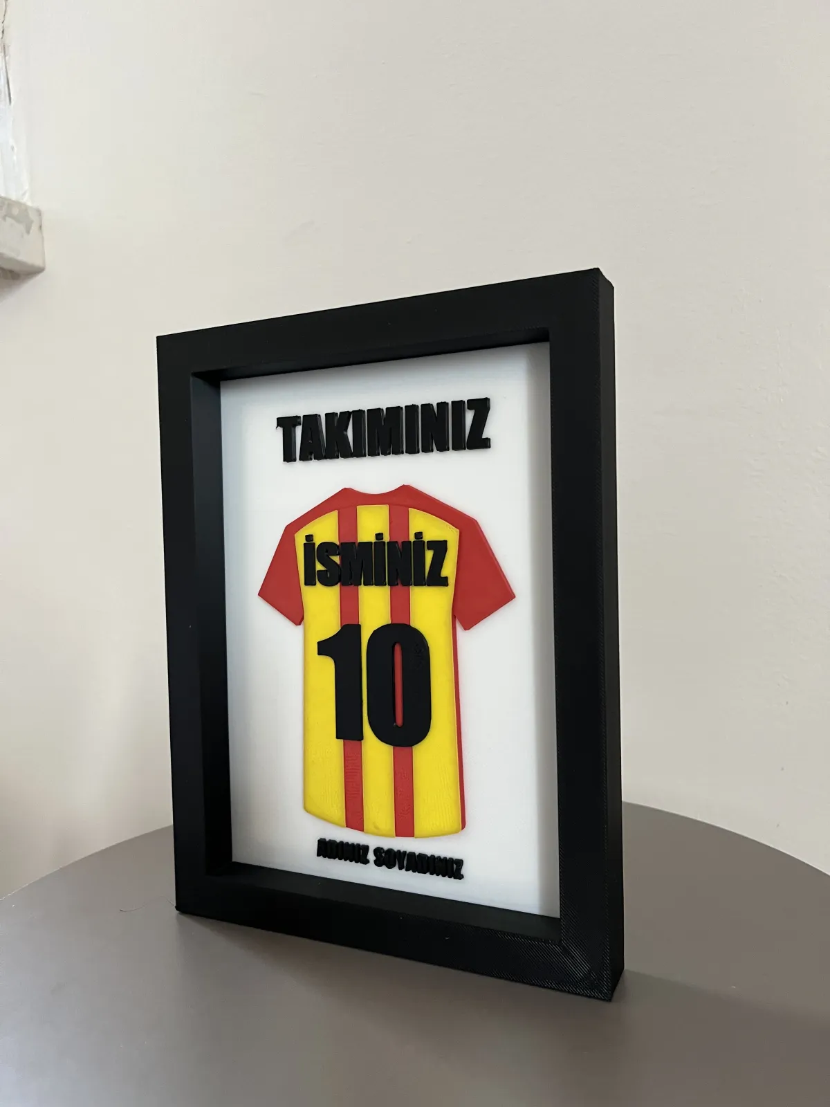 Kişiye Özel Futbol Forma Çerçevesi – Taraftar Dekoru - Görsel 4