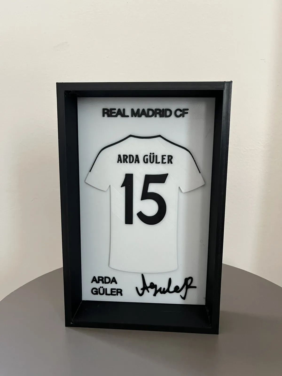 Real Madrid Arda Güler İmzalı Forma Çerçevesi