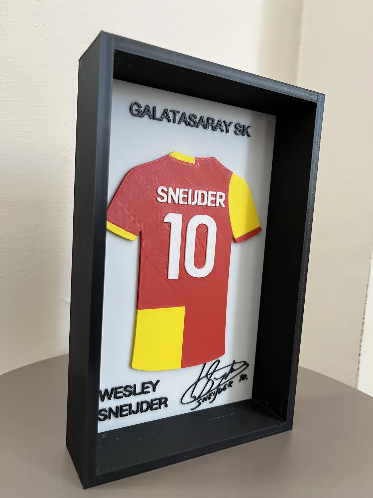 Galatasaray efsanesi Wesley Sneijder konseptiyle hazırlanmış dekoratif forma çerçevesi 4